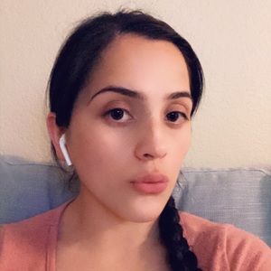 Meet your Posher, Ivette